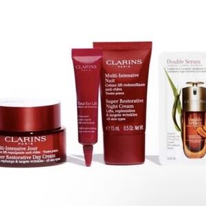 Clarins Super Restorative Collection Set for Age-Related Skin